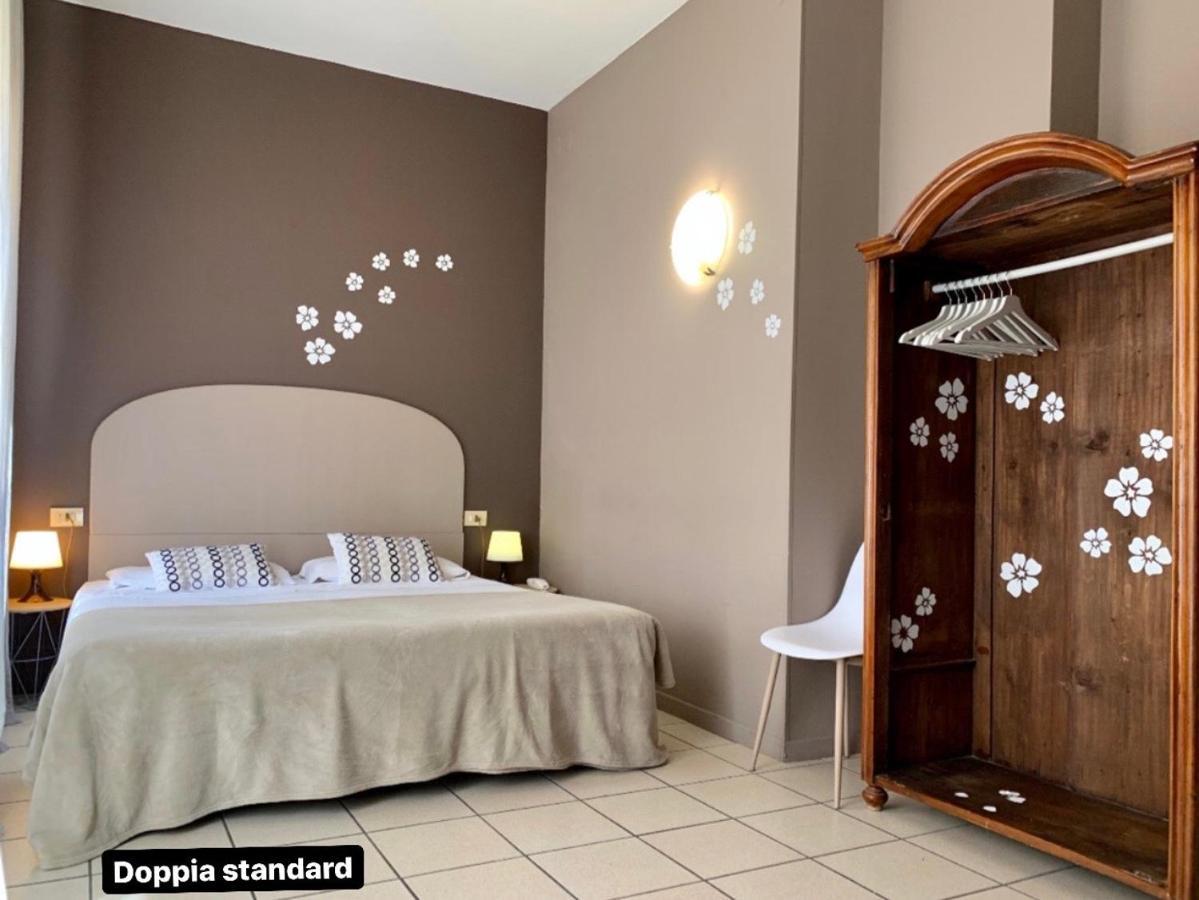 Hotel Ariston Mestre Eksteriør bilde