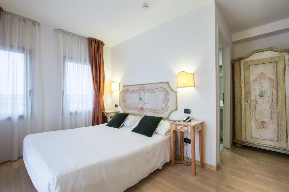 Hotel Ariston Mestre Eksteriør bilde