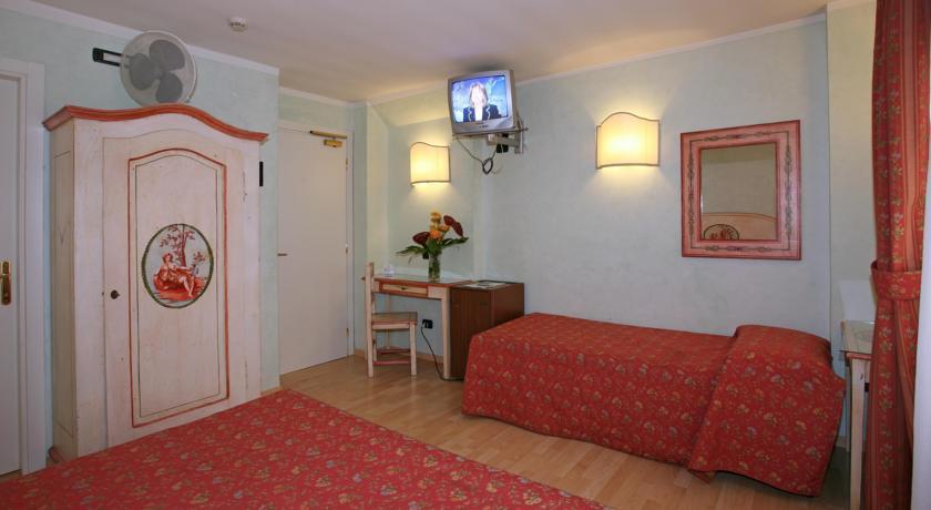 Hotel Ariston Mestre Eksteriør bilde