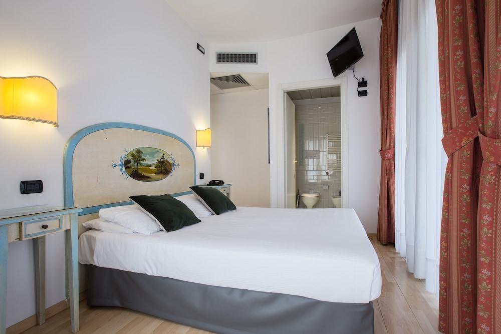Hotel Ariston Mestre Eksteriør bilde